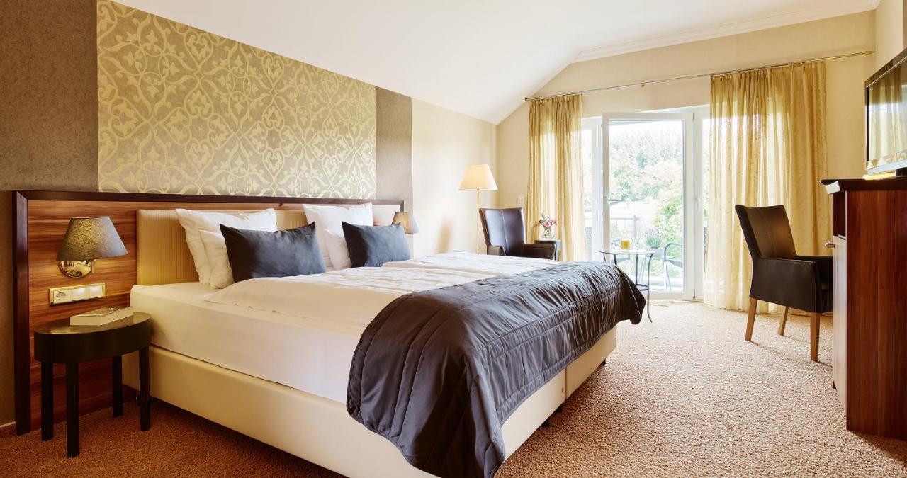 Hotel Erasmus - Mein Genuss- Und Wellnesshotel Trassem Buitenkant foto