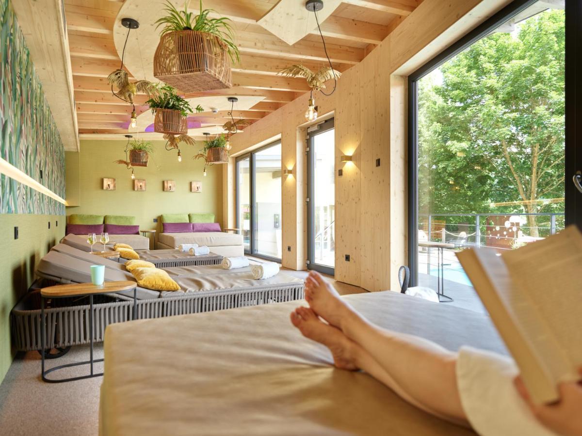 Hotel Erasmus - Mein Genuss- Und Wellnesshotel Trassem Buitenkant foto
