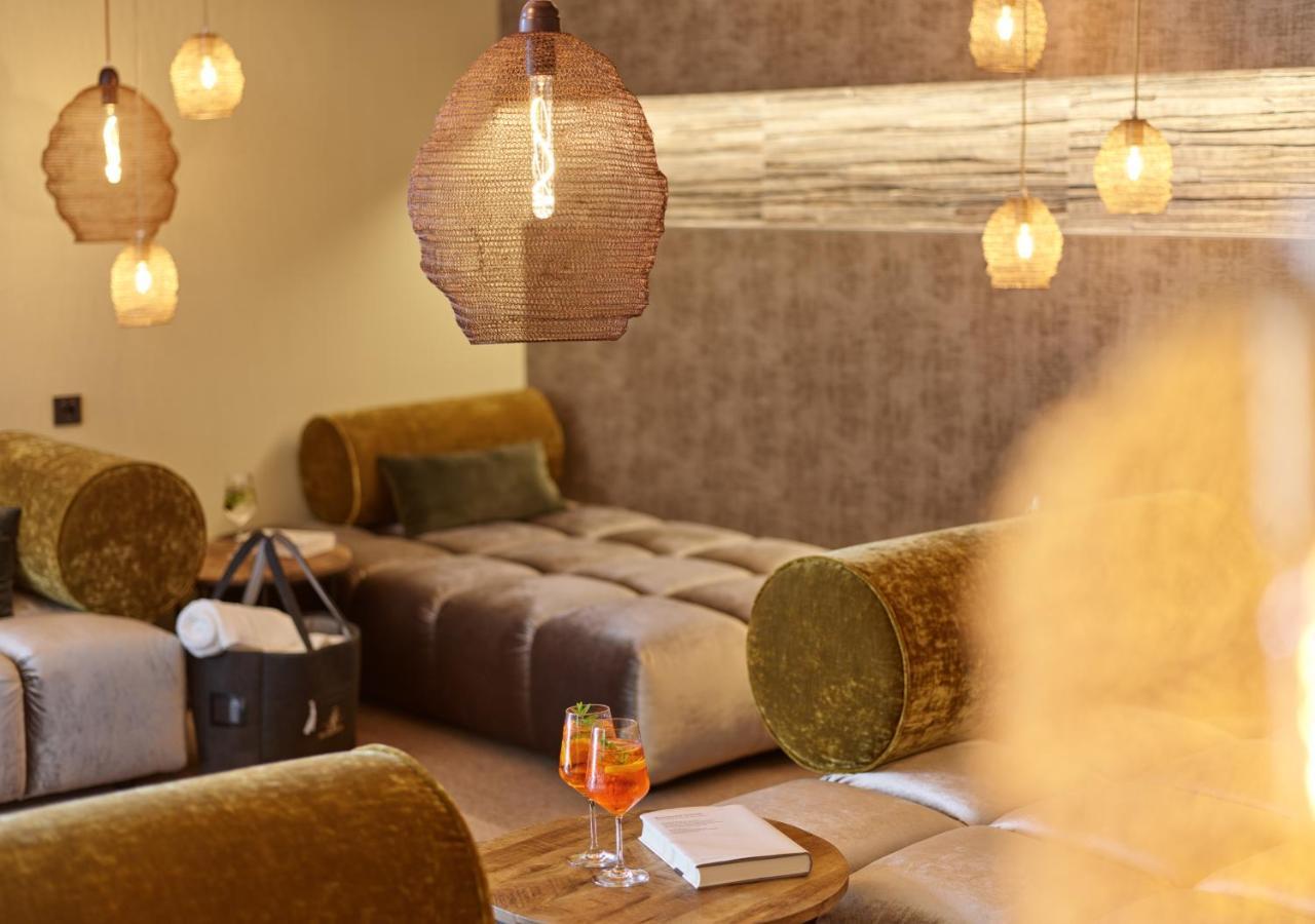 Hotel Erasmus - Mein Genuss- Und Wellnesshotel Trassem Buitenkant foto