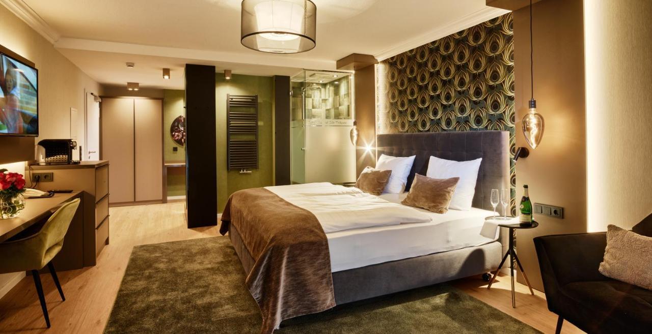 Hotel Erasmus - Mein Genuss- Und Wellnesshotel Trassem Buitenkant foto
